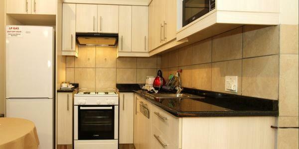 Die Strandhuis Umdloti Ngoại thất bức ảnh