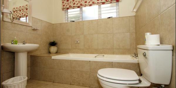 Die Strandhuis Umdloti Ngoại thất bức ảnh
